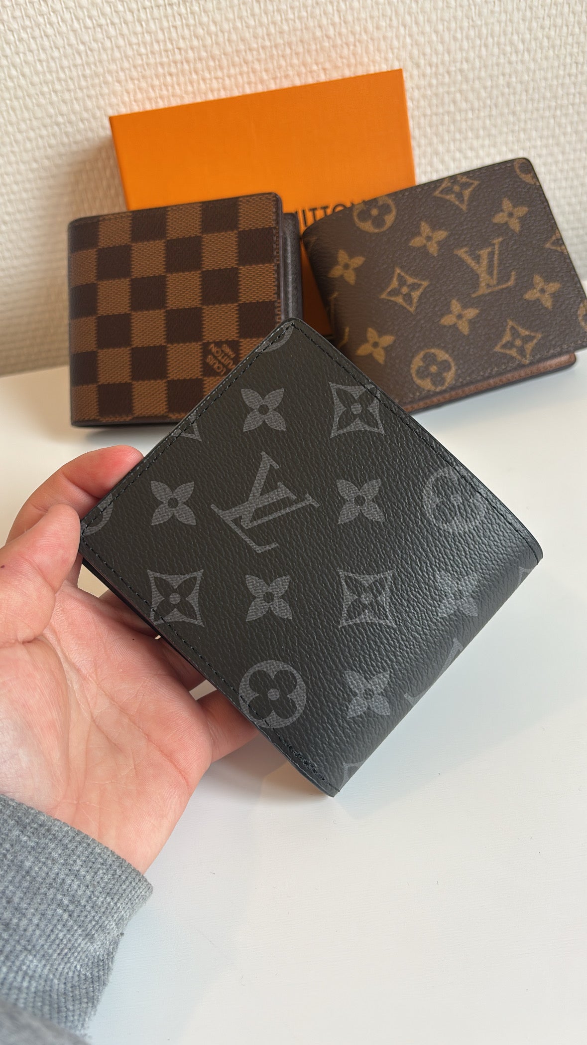 PORTE FEUILLE MONOGRAMME NOIR